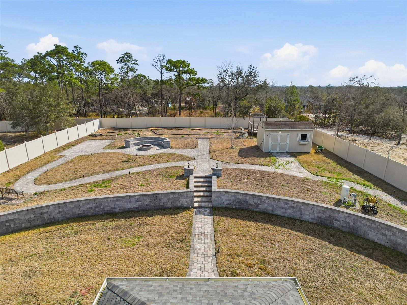 ROYAL HIGHLANDS - Residential