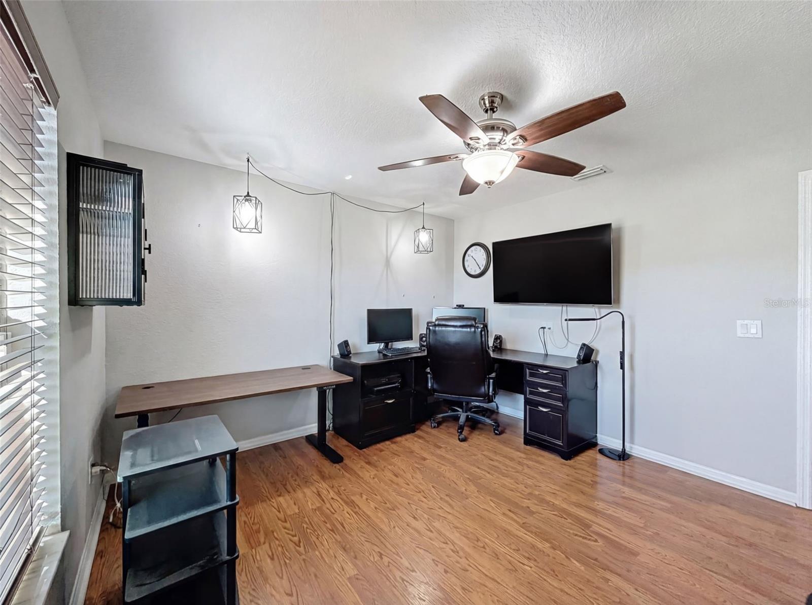 ROYAL HIGHLANDS - Residential