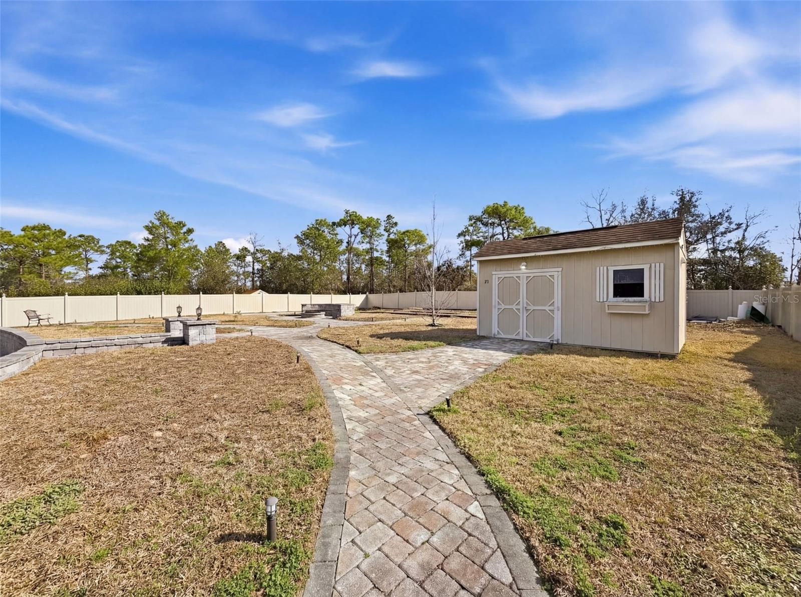 ROYAL HIGHLANDS - Residential