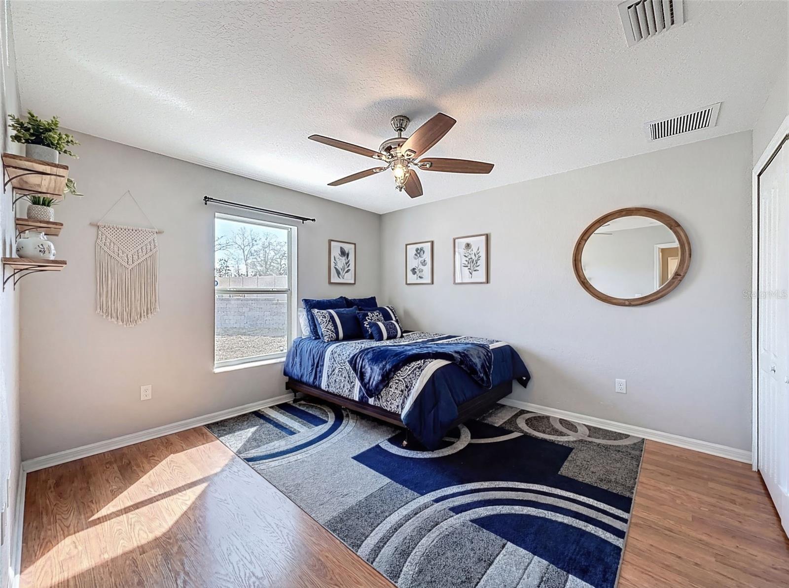 ROYAL HIGHLANDS - Residential