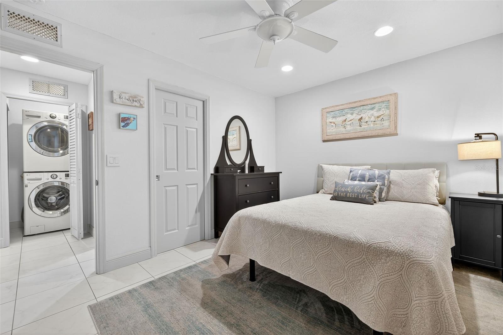 SEA ISLAND APTS 1 CONDO - Residential