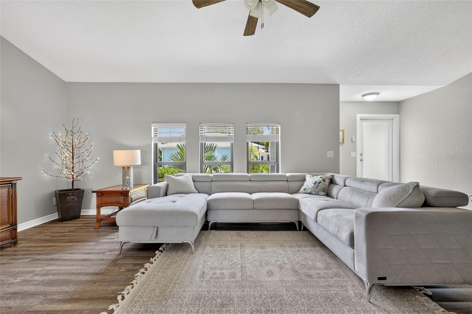 CHARLOTTE PARK - Residential