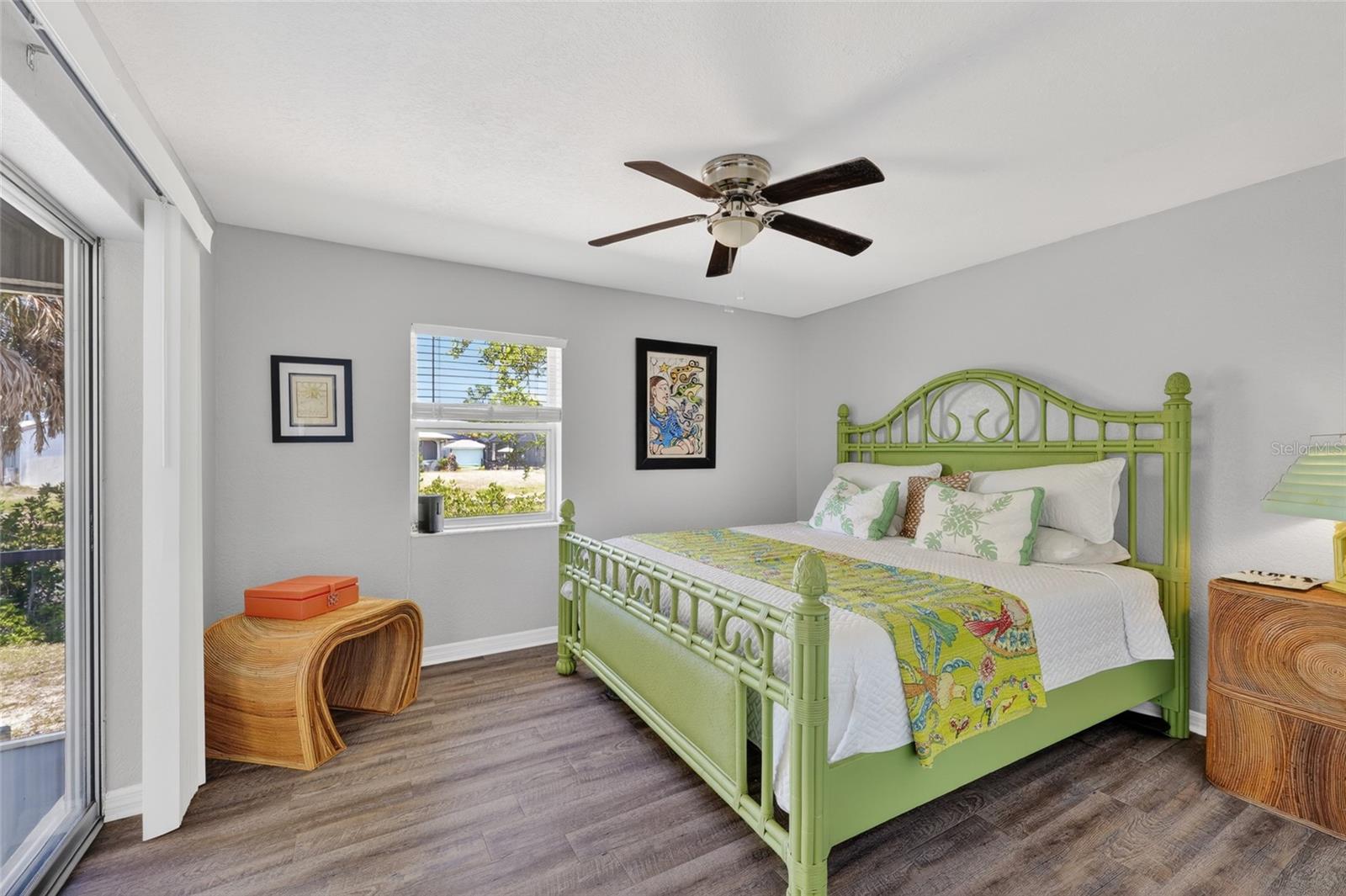 CHARLOTTE PARK - Residential