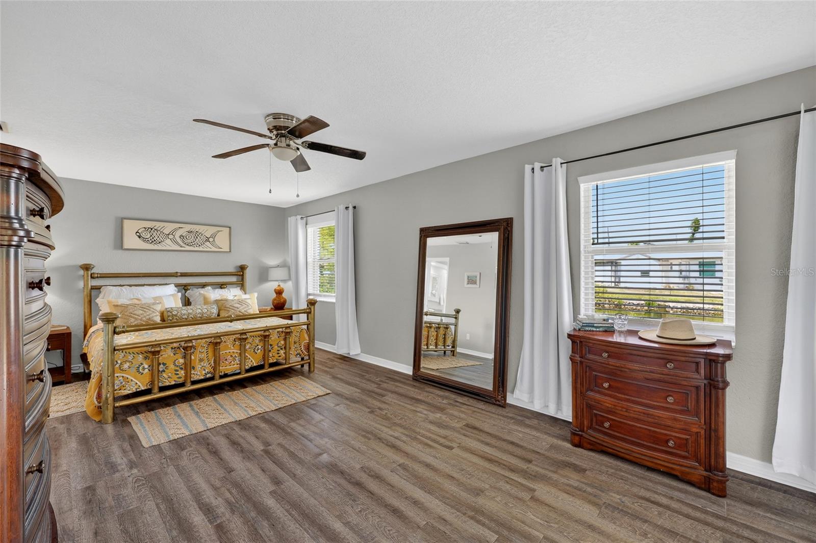 CHARLOTTE PARK - Residential