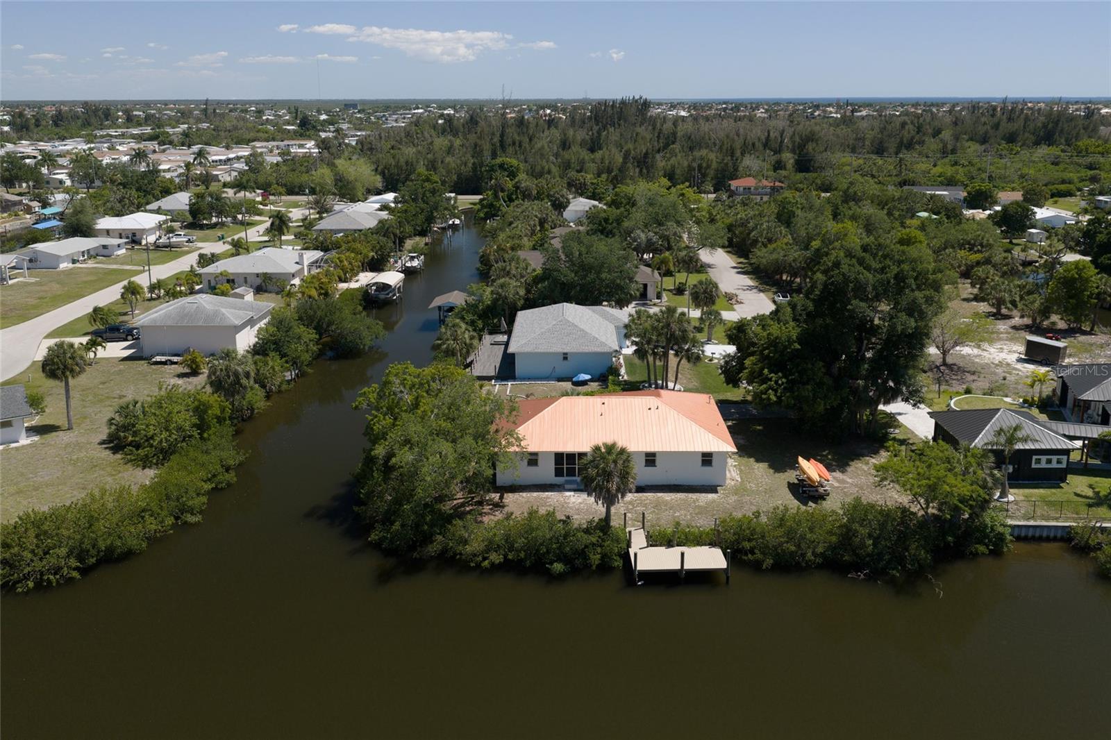 CHARLOTTE PARK - Residential