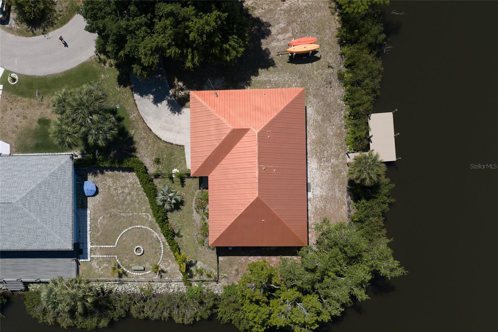 CHARLOTTE PARK - Residential