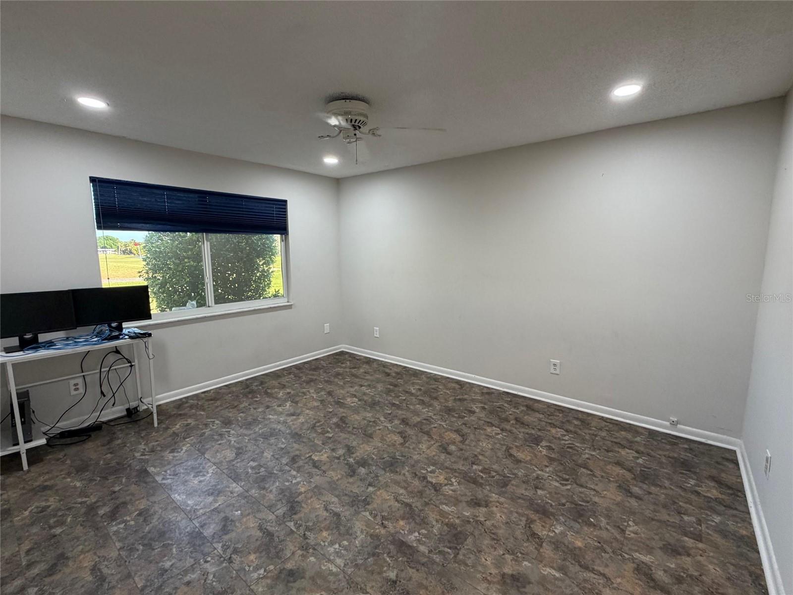 07 SPGS VILLAS CONDO - Residential Lease