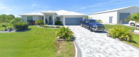 A home in PORT CHARLOTTE