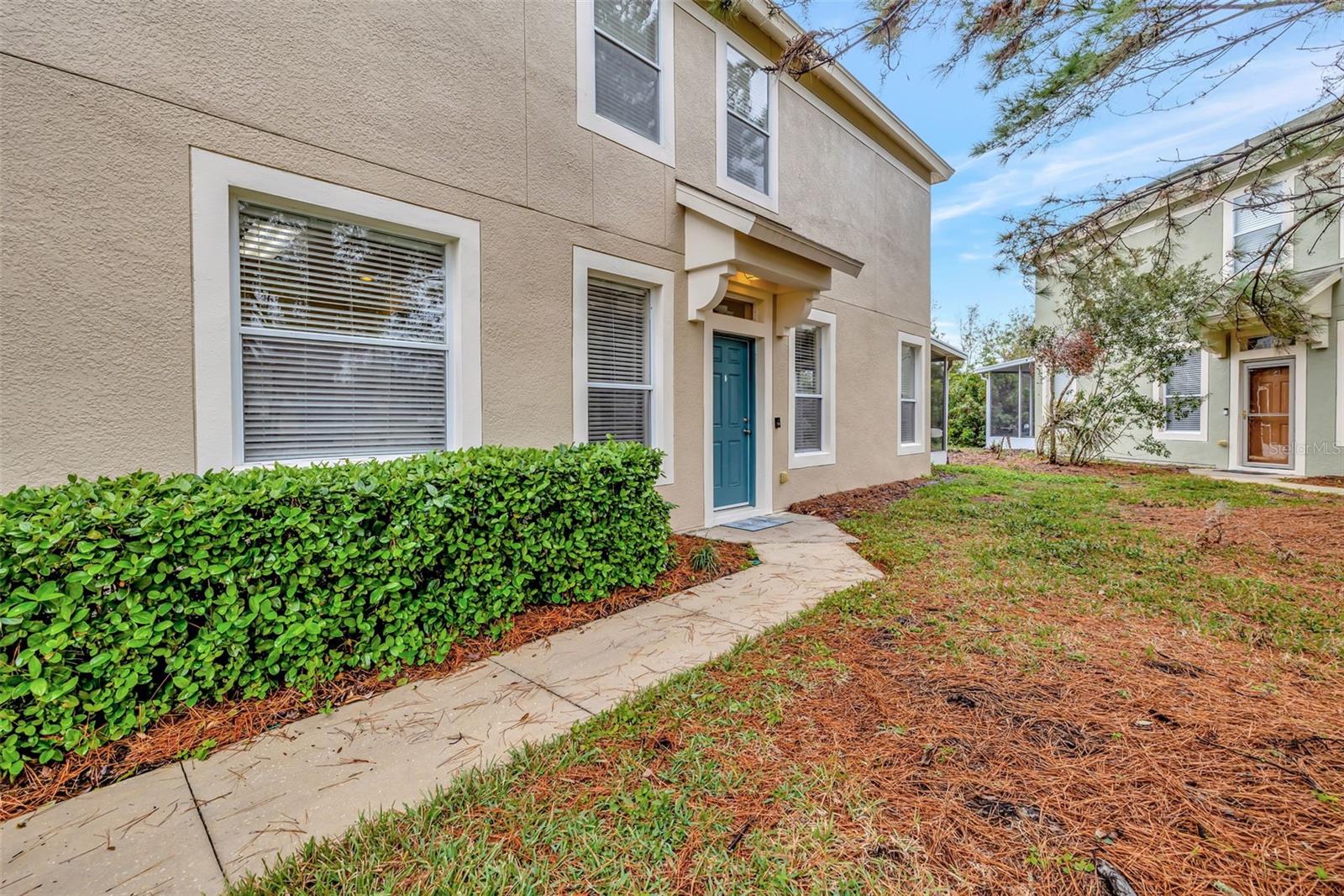 1006 VISTA CAY COURT