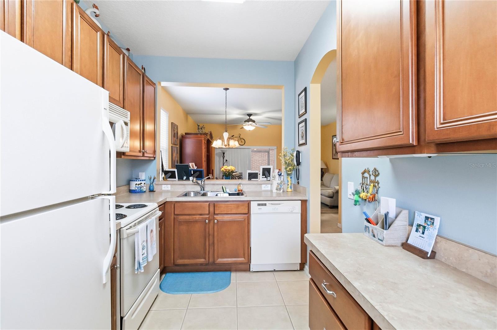 RETREAT AT TWIN LAKES REP - Residential