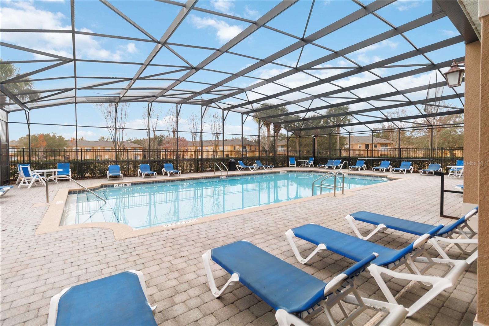 RETREAT AT TWIN LAKES REP - Residential