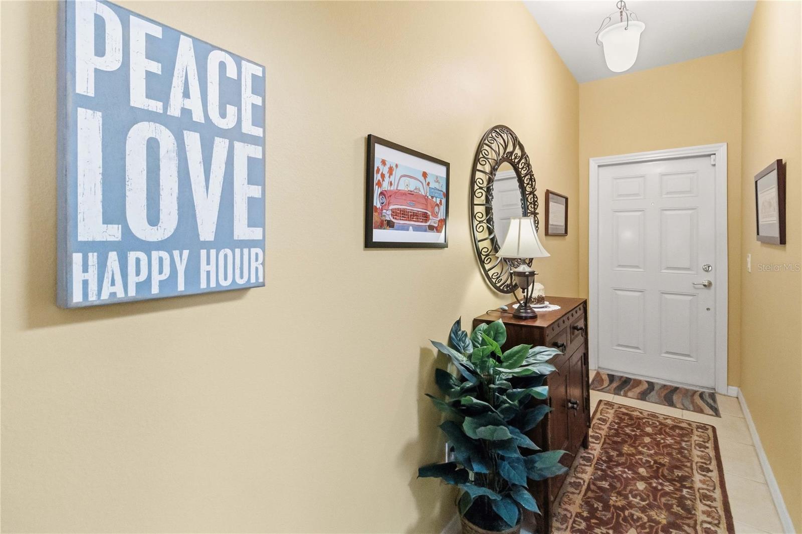 1240 RETREAT VIEW CIRCLE