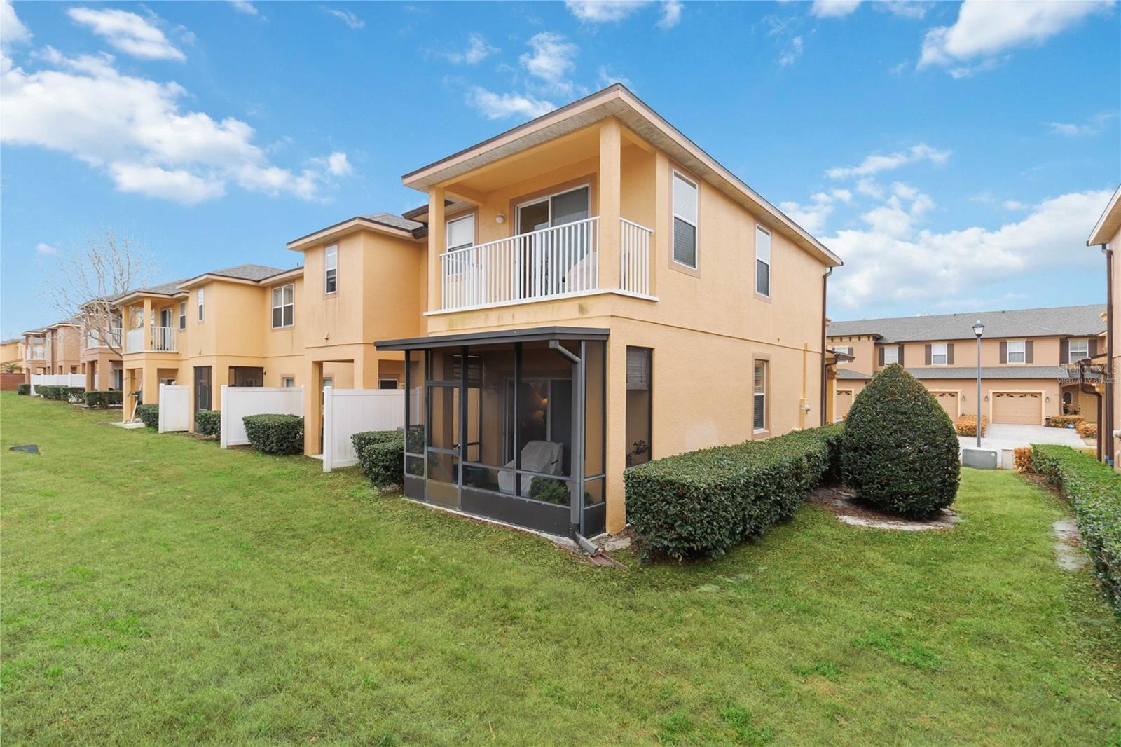 RETREAT AT TWIN LAKES REP - Residential