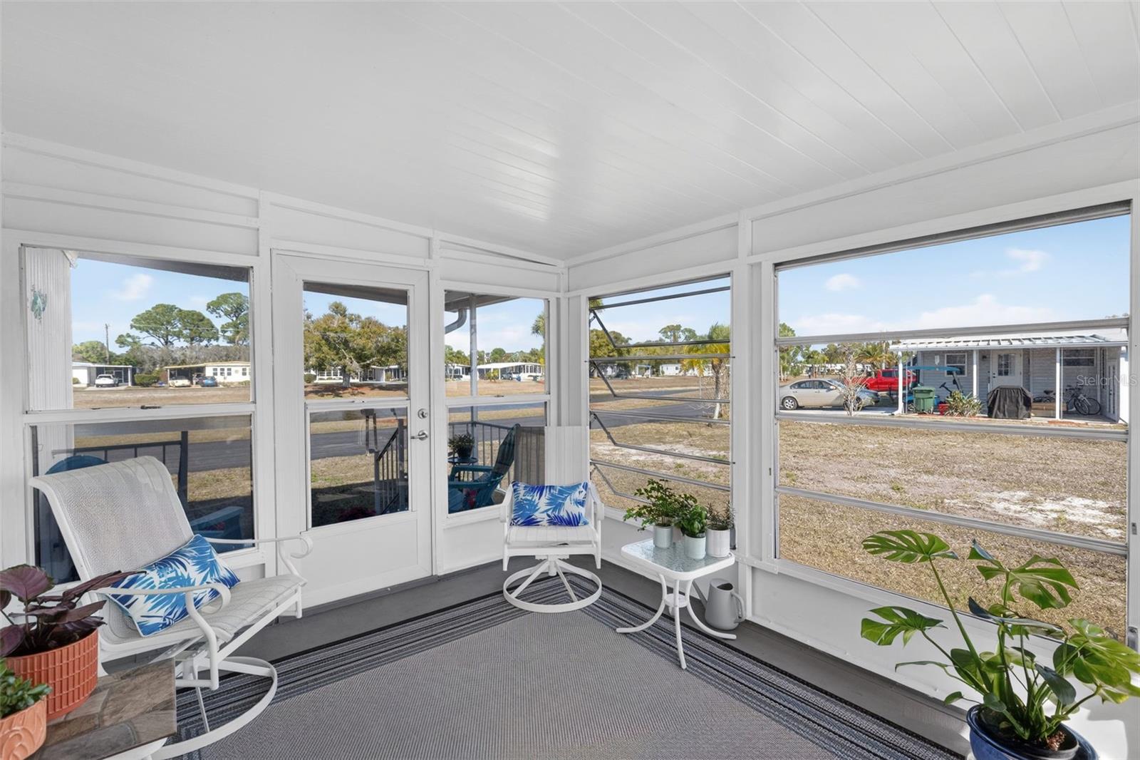 LA CASA MHP CO-OP - Residential