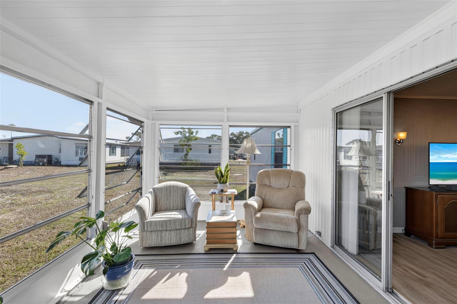 LA CASA MHP CO-OP - Residential