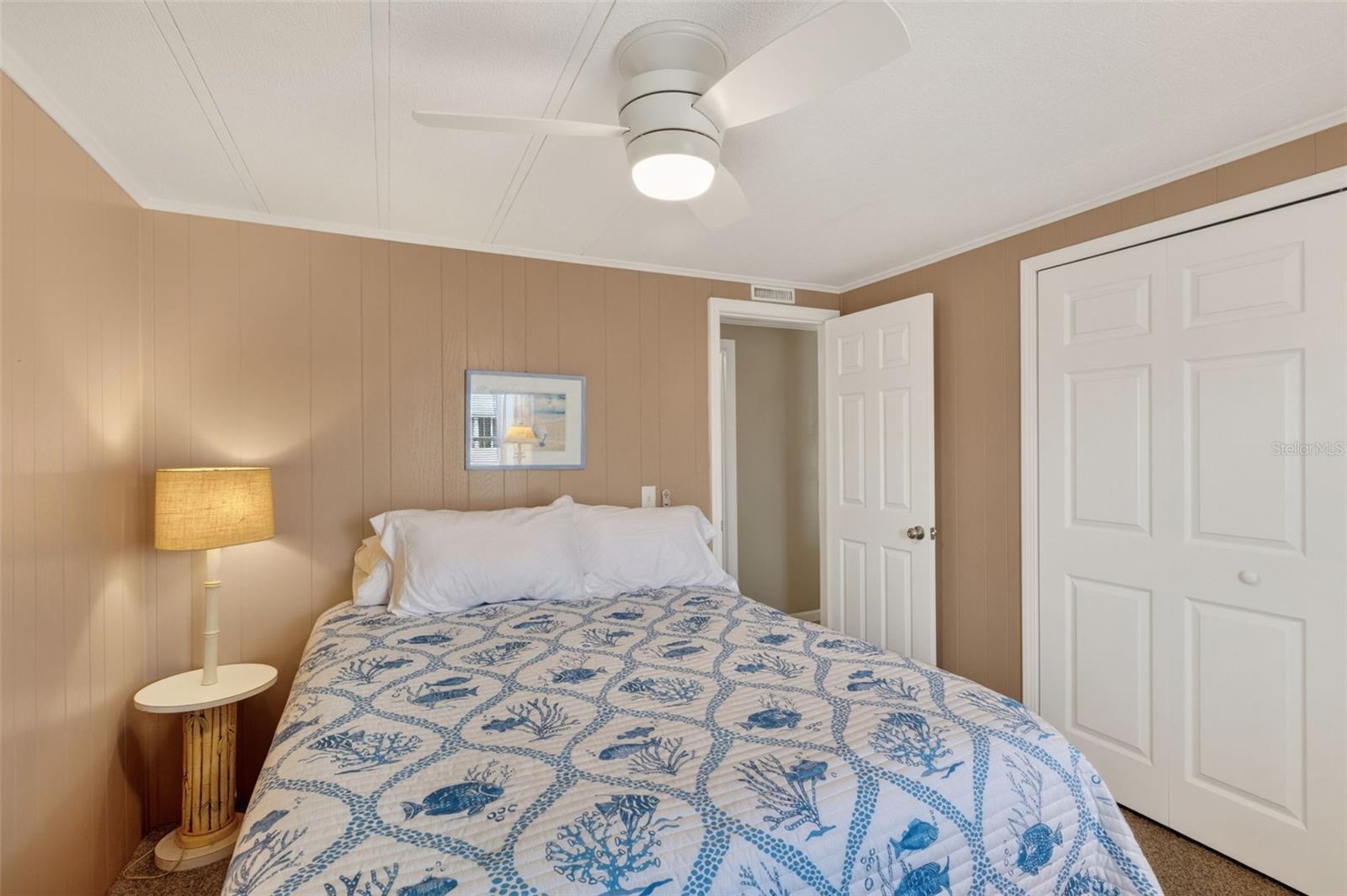 LA CASA MHP CO-OP - Residential