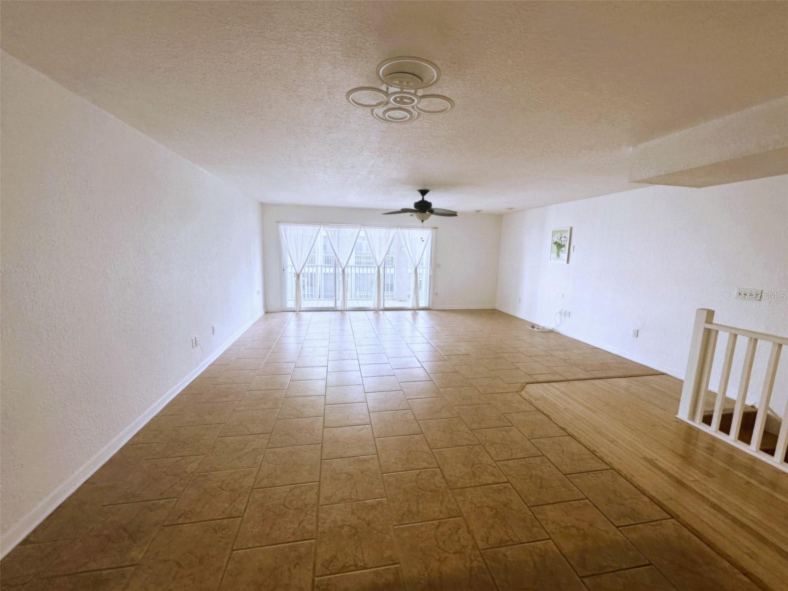 TIERRA SHORES TWNHMS - Residential