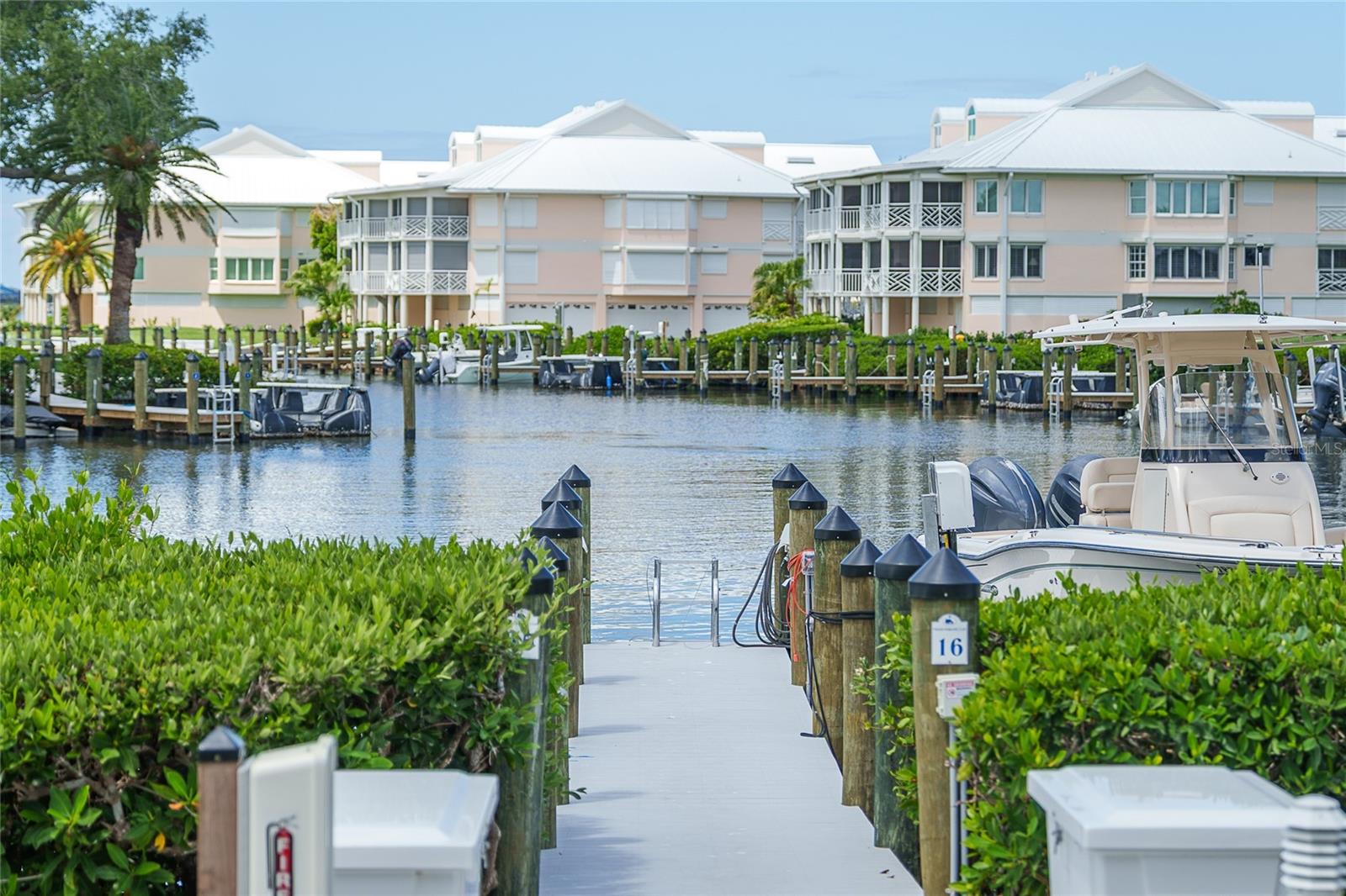 PLACIDA HARBOUR PH 01 BLDG 01 - Residential
