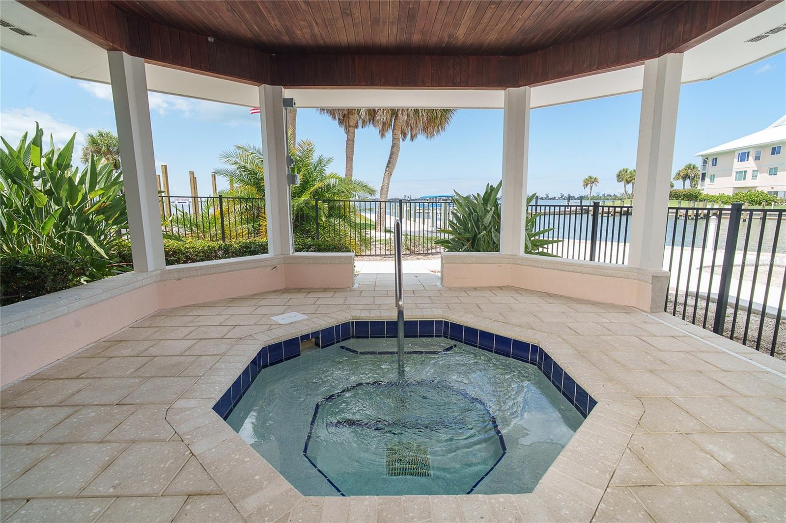 PLACIDA HARBOUR PH 01 BLDG 01 - Residential