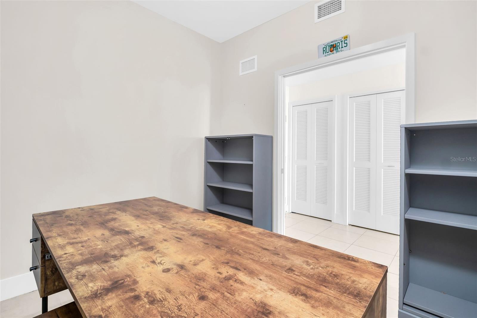 SIGNATURE PLACE CONDO - Residential