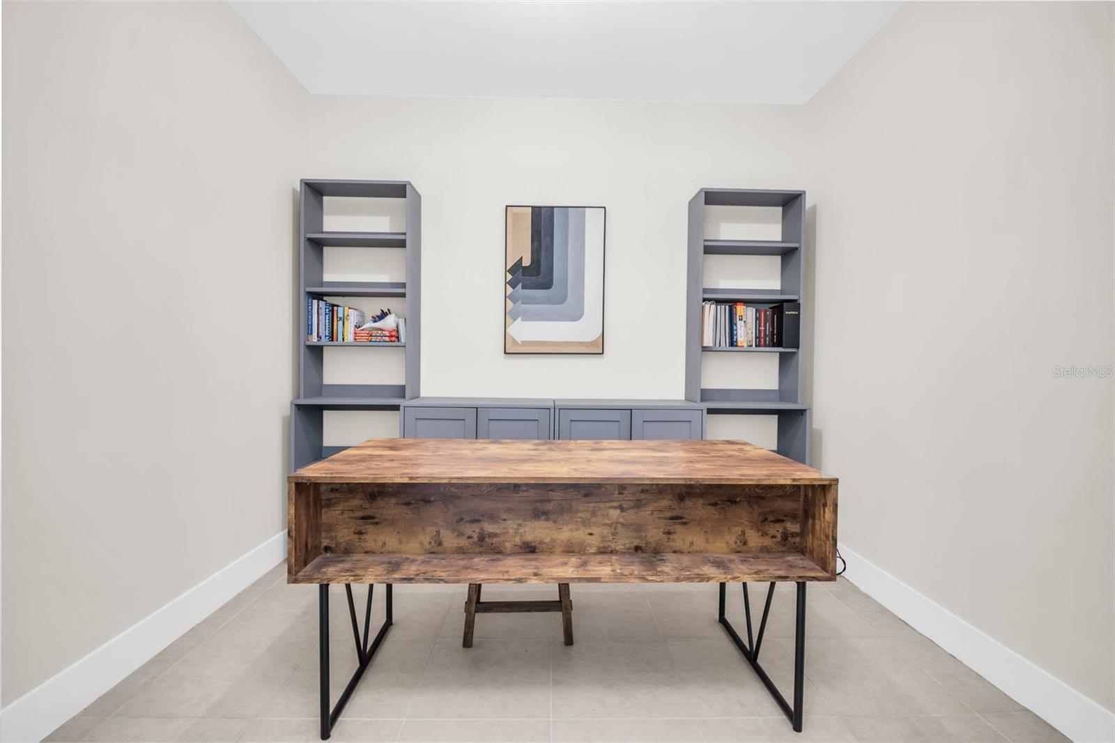 SIGNATURE PLACE CONDO - Residential