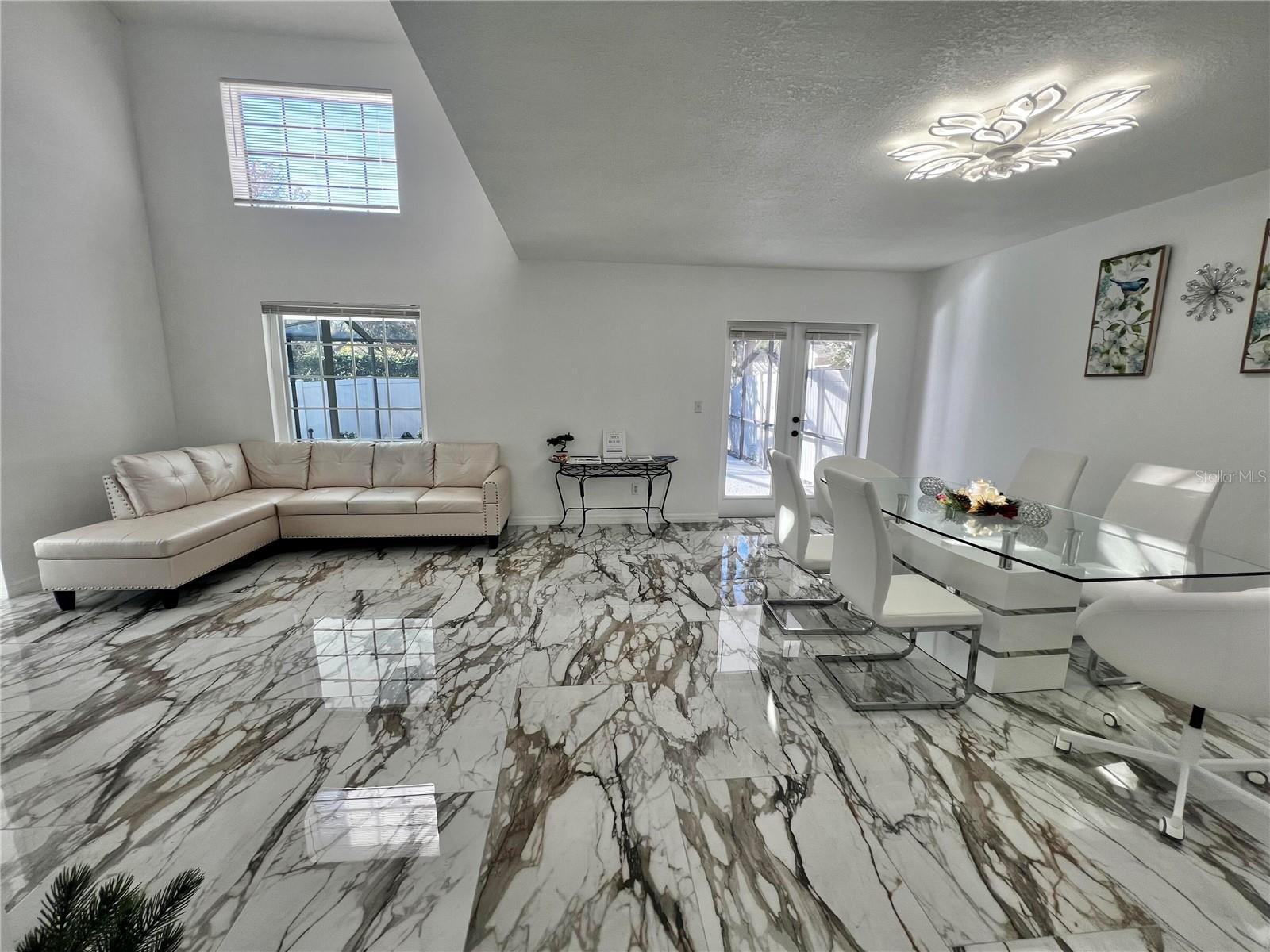 LAKE ST GEORGE SOUTH UNIT IV - Residential