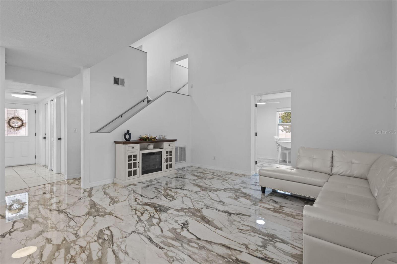 LAKE ST GEORGE SOUTH UNIT IV - Residential