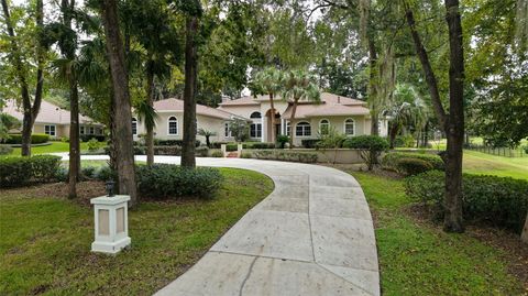 Photo of 6943 SE 12th Circle, Ocala, FL 34480 (MLS # V4945154)