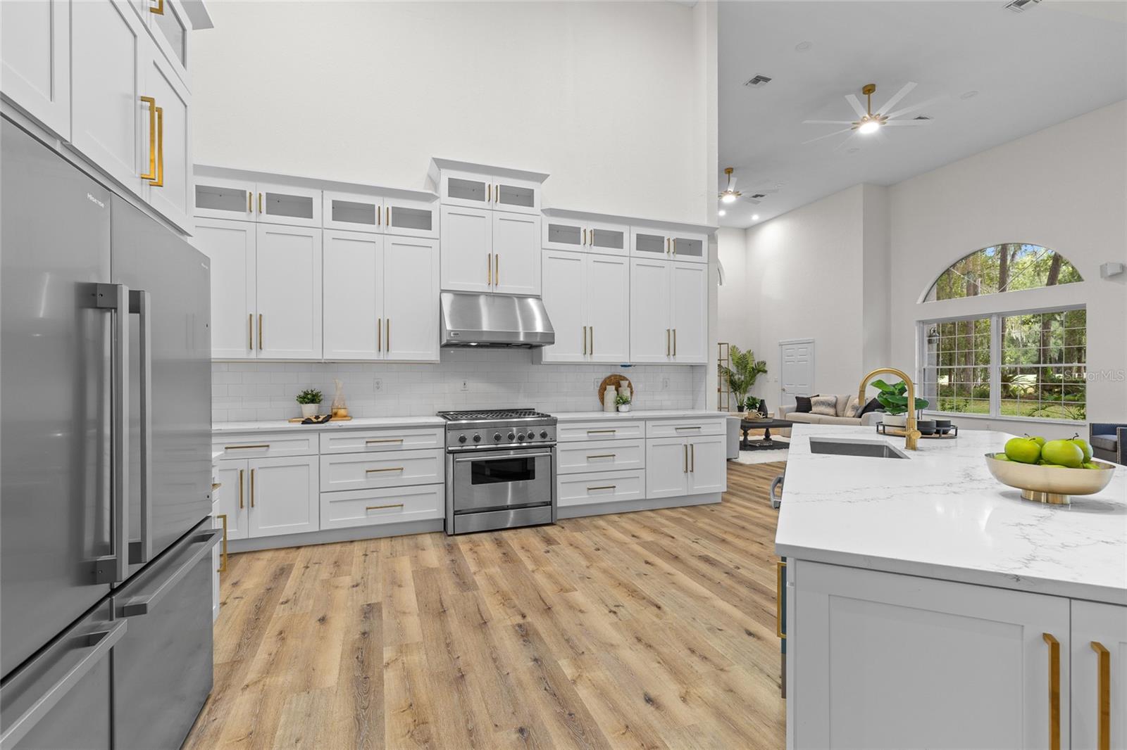 COUNTRY CLUB/OCALA UN 01 - Residential