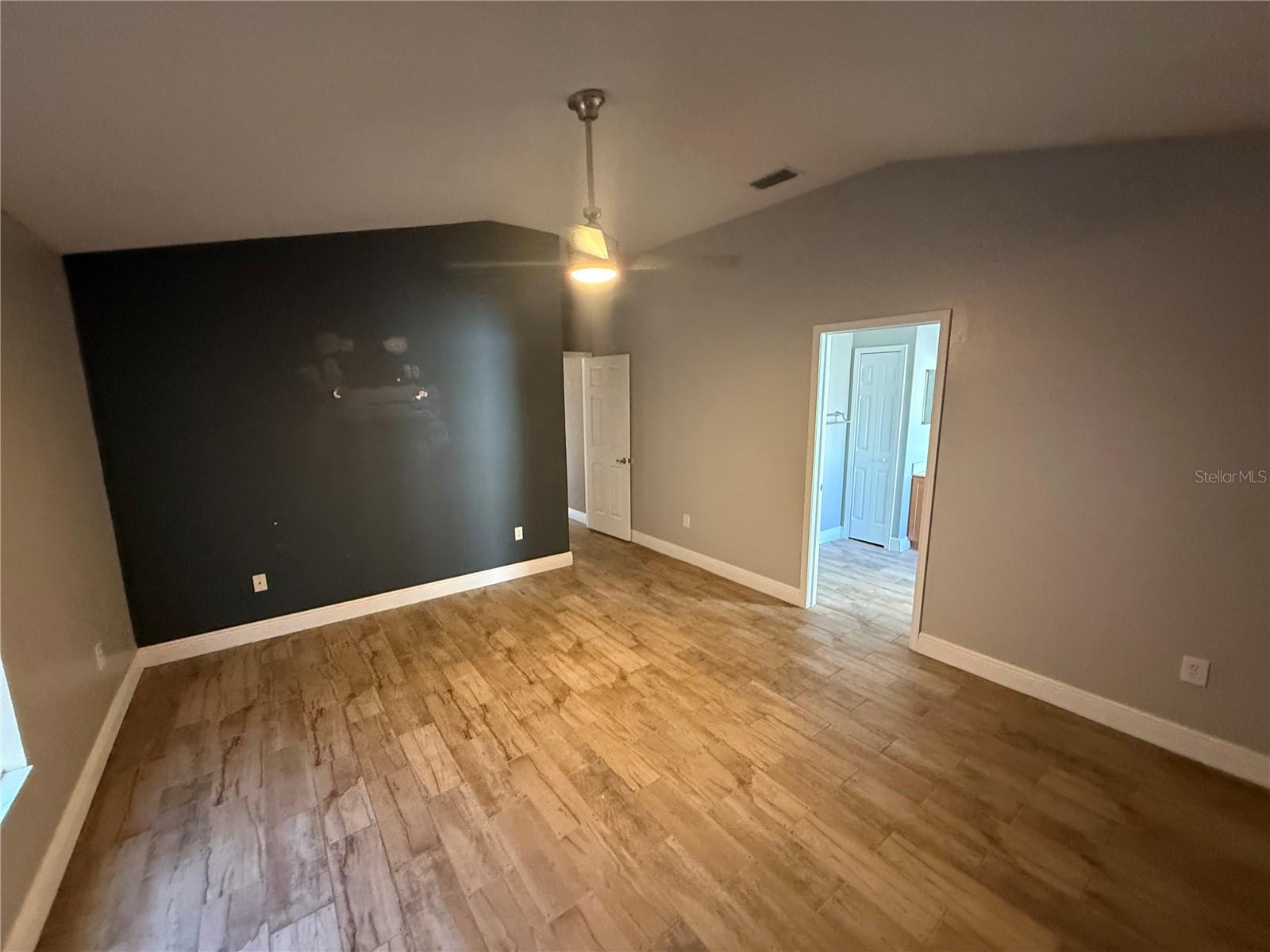 SUMMERFIELD VILLG 1 TRCT 18 - Residential