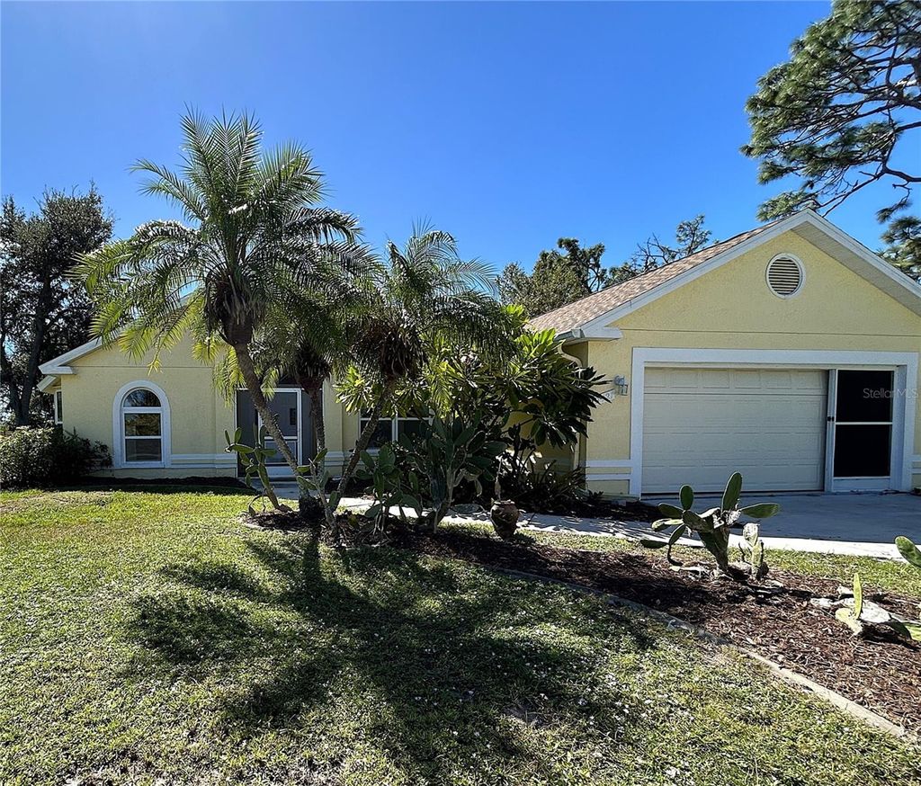 Photo of 9421 Fruitland Avenue, Englewood, FL 34224 (MLS # A4661976)
