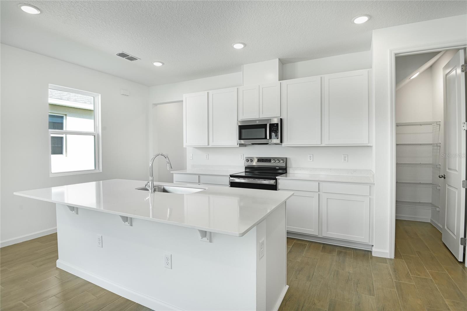 SEASONS AT BELLA VISTA - Residential