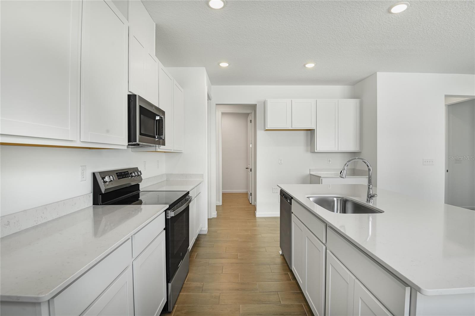 SEASONS AT BELLA VISTA - Residential