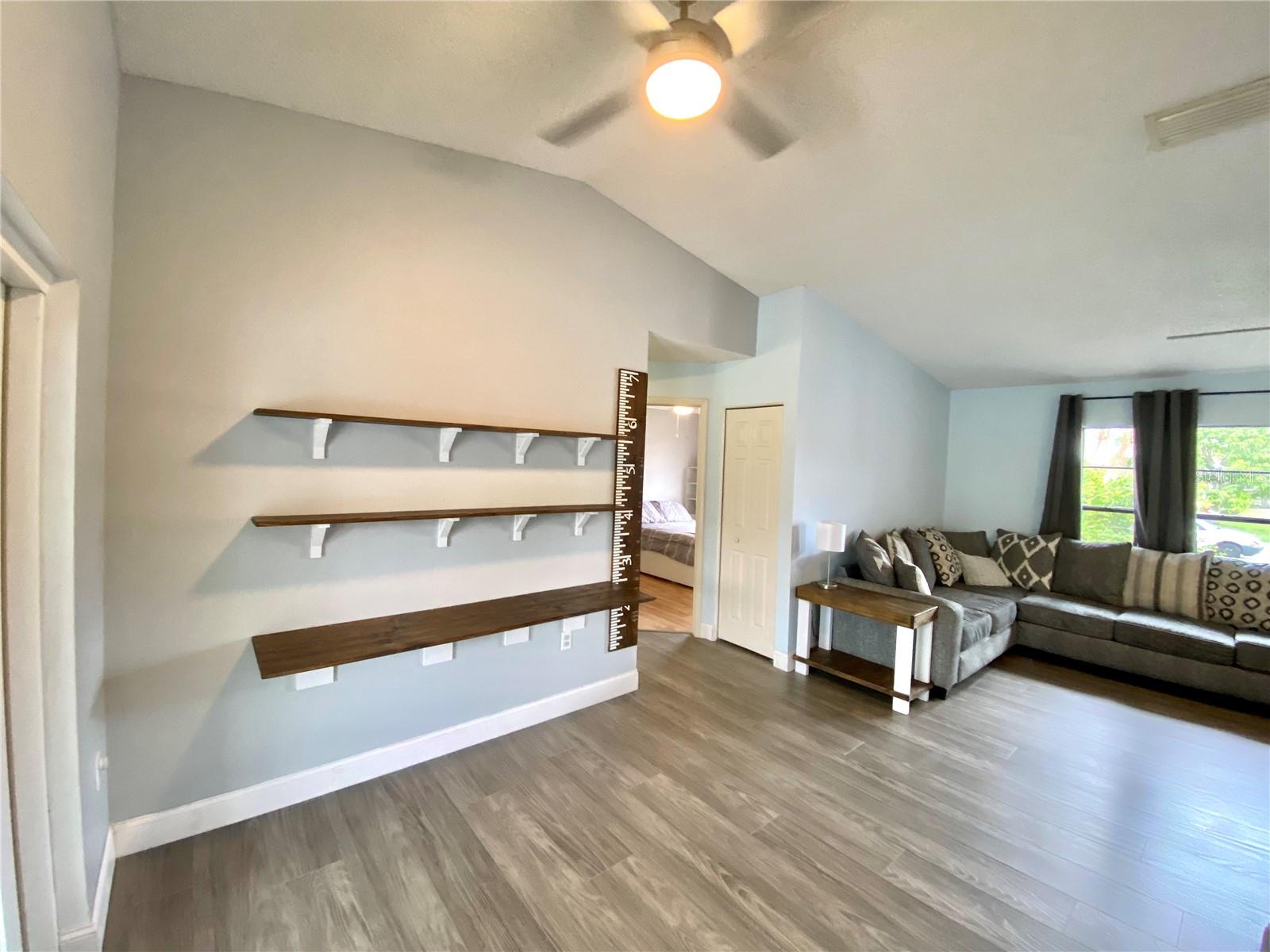 GLENBROOKE III - Residential