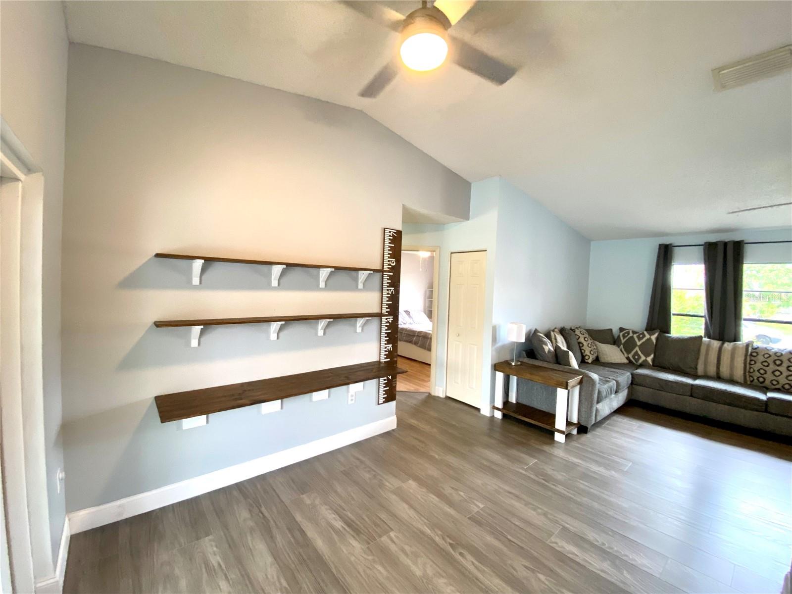 GLENBROOKE III - Residential