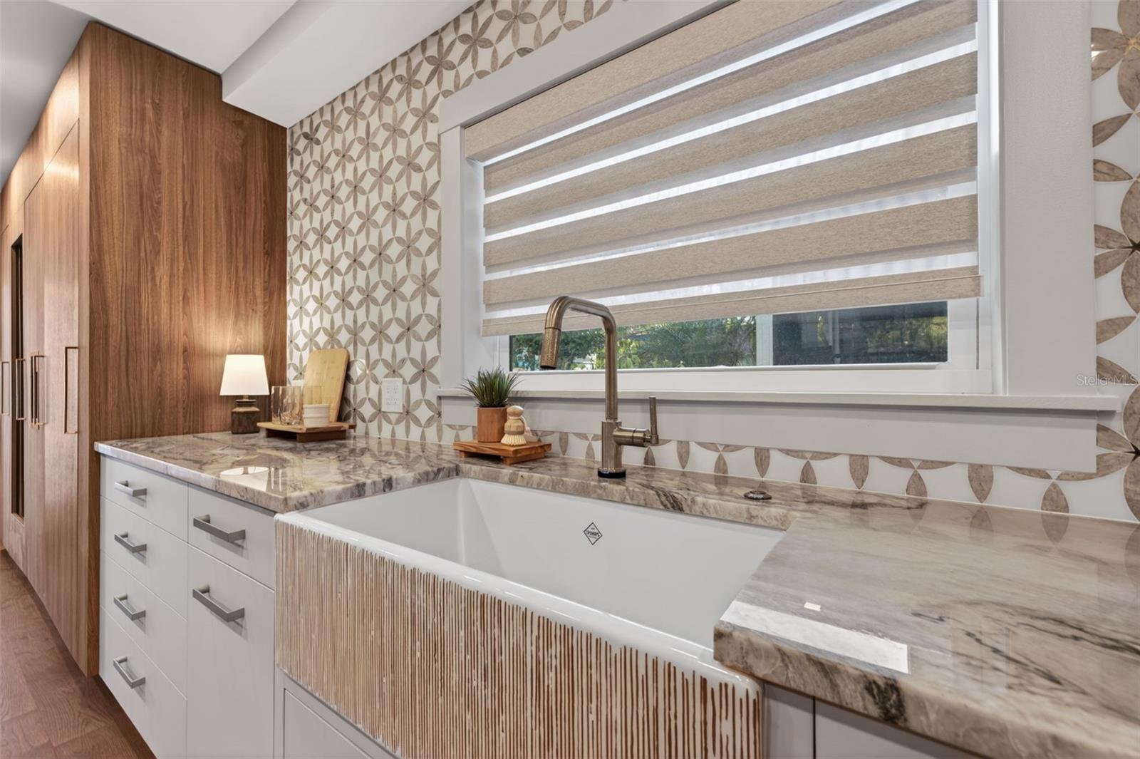 BARNARD ERASTUS A S REV SUB - Residential