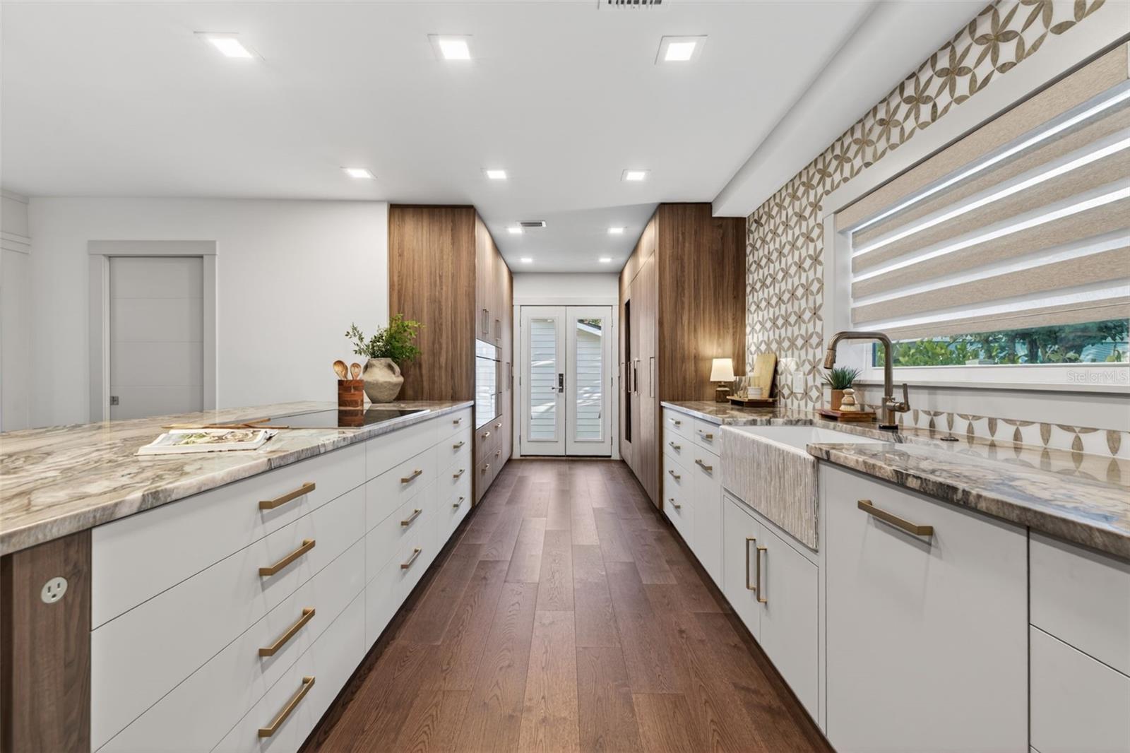 BARNARD ERASTUS A S REV SUB - Residential