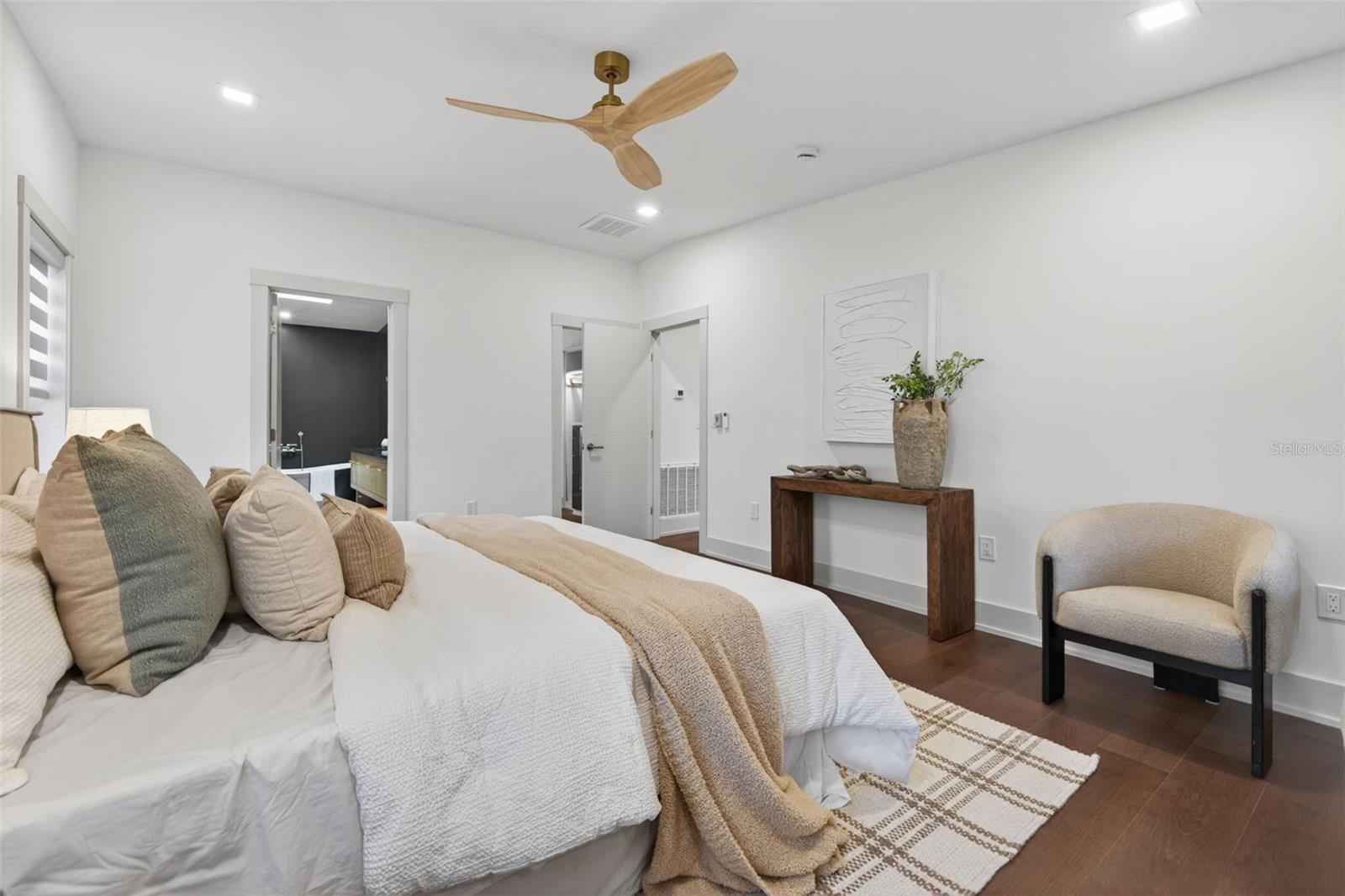 BARNARD ERASTUS A S REV SUB - Residential