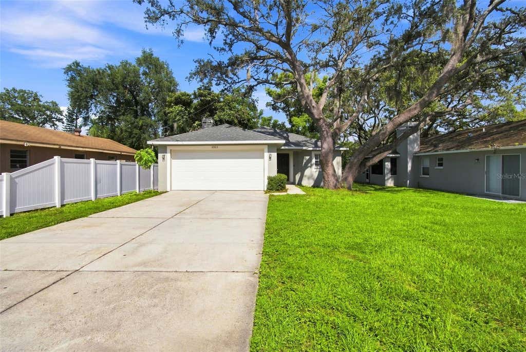 Photo of 8903 N Willow Avenue, Tampa, FL 33604 (MLS # TB8540865)