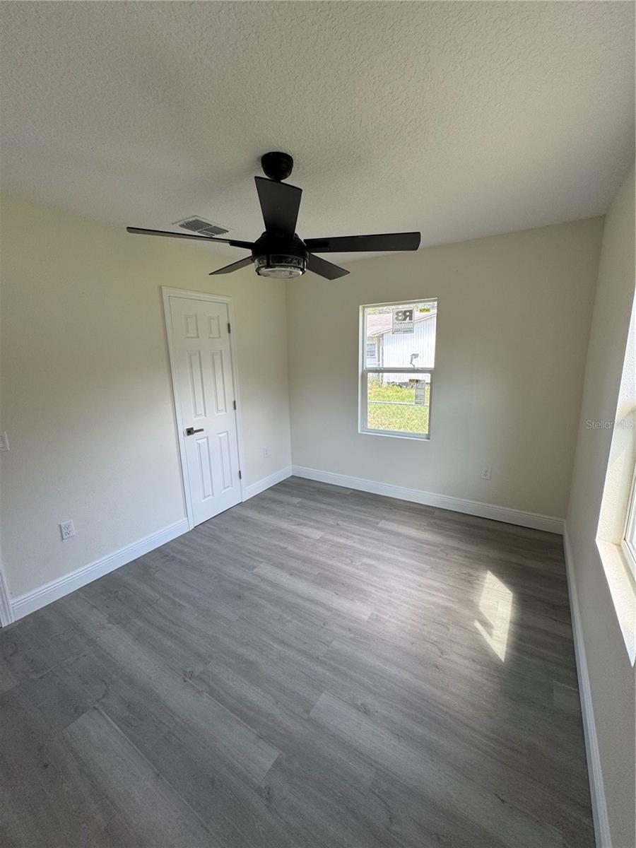 PINE LAKES SOUTH - Residential