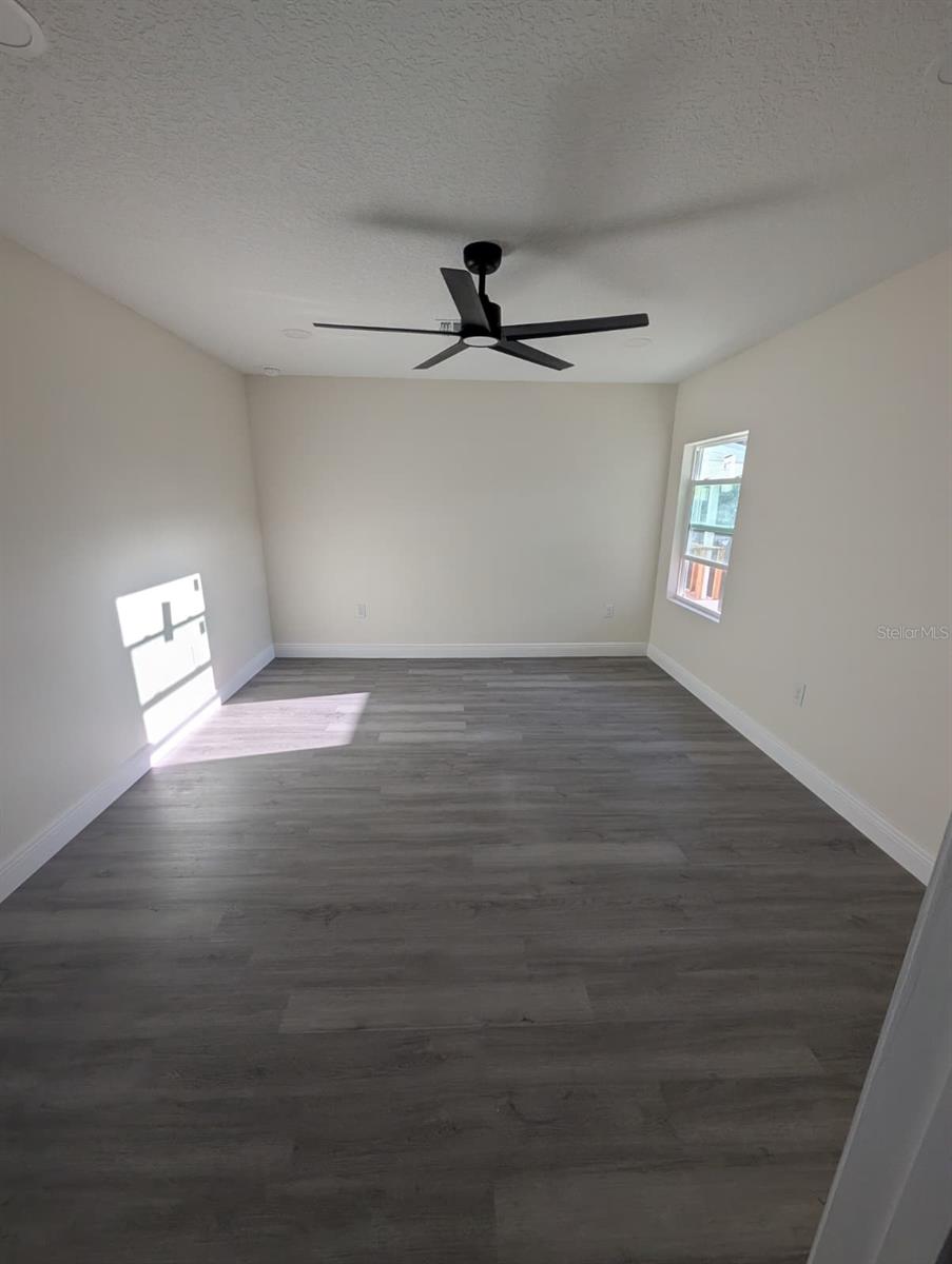 PINE LAKES SOUTH - Residential