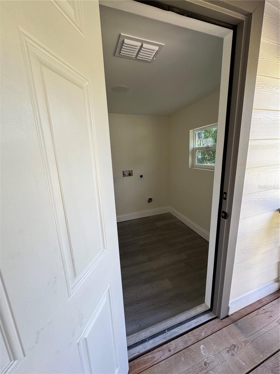 PINE LAKES SOUTH - Residential