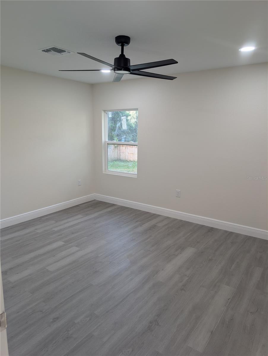 PINE LAKES SOUTH - Residential