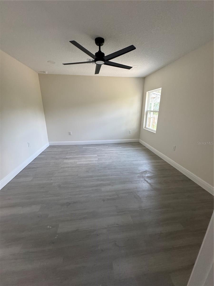 PINE LAKES SOUTH - Residential