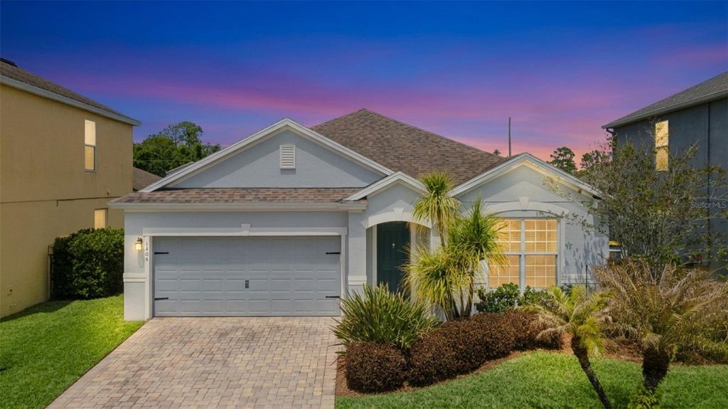 Photo of 1404 Lexington Avenue, Davenport, FL 33837 (MLS # S5147630)