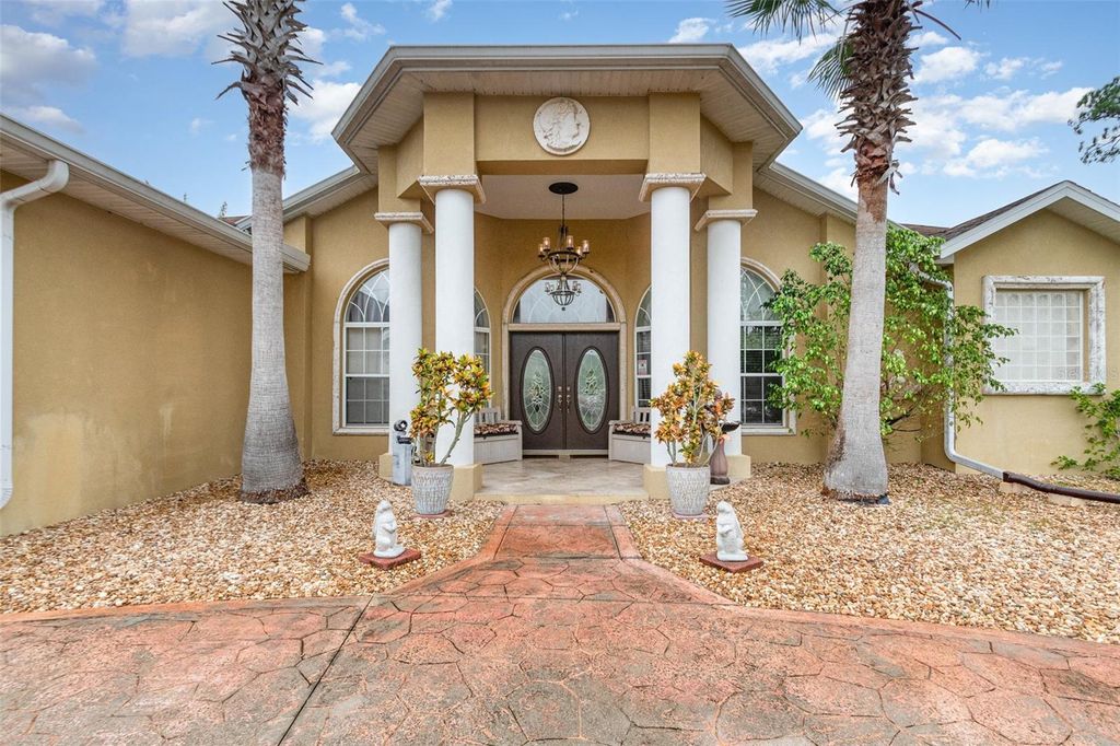 Photo of 30 E Diamond Drive, Palm Coast, FL 32164 (MLS # O6349473)