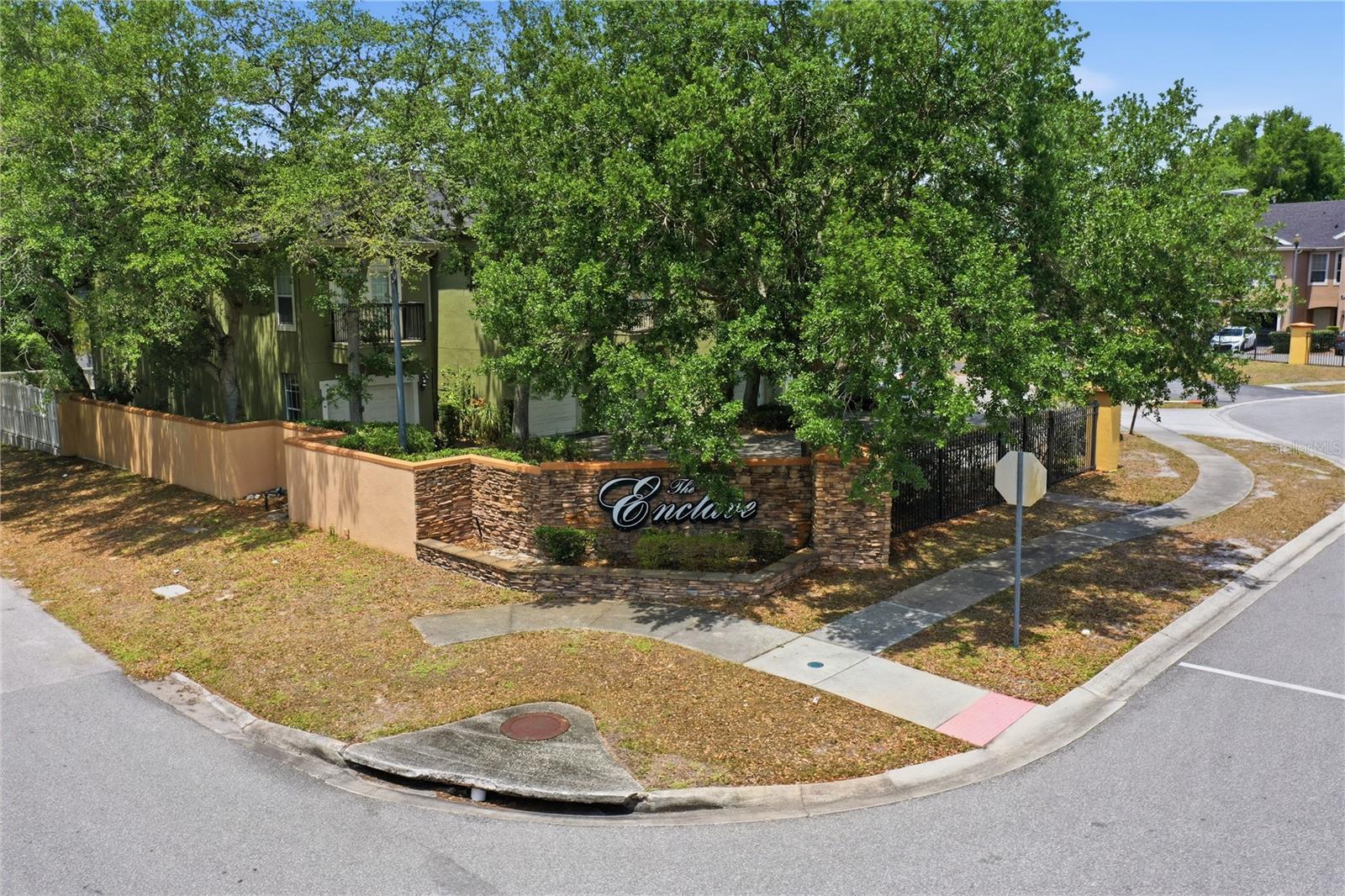 ENCLAVE/OXFORD PLACE BLDG 6 - Residential
