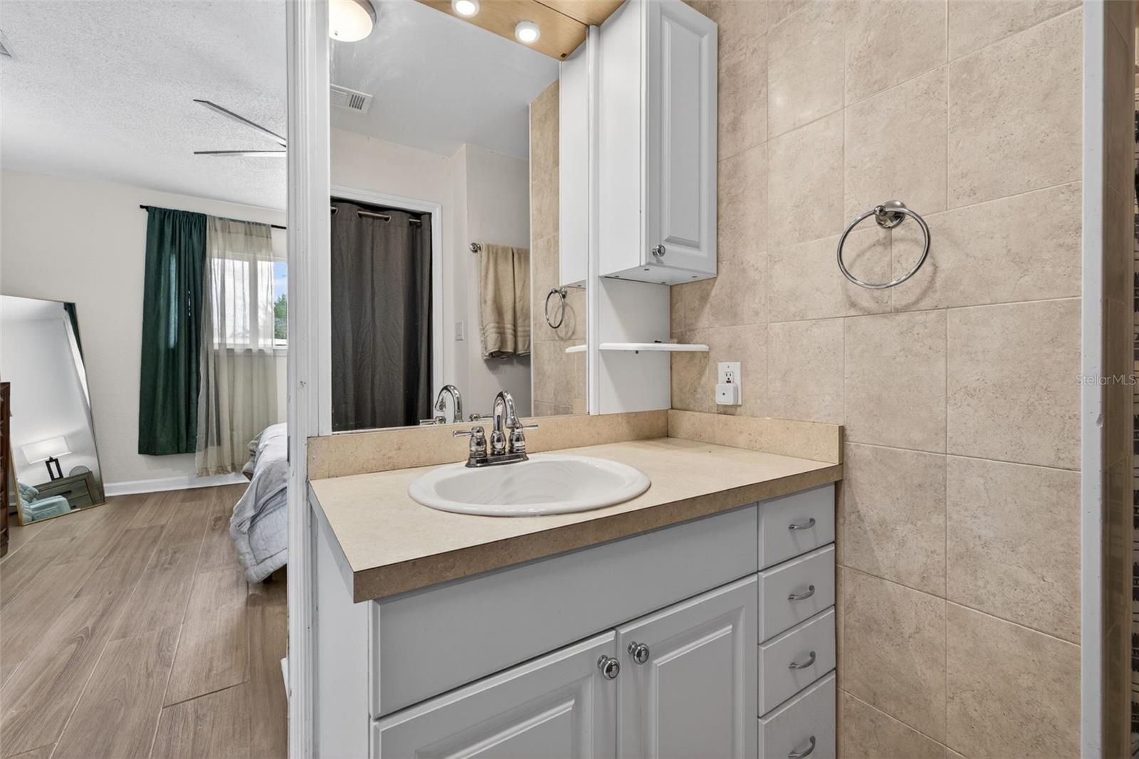 CROSS BAYOU ESTATES - Residential