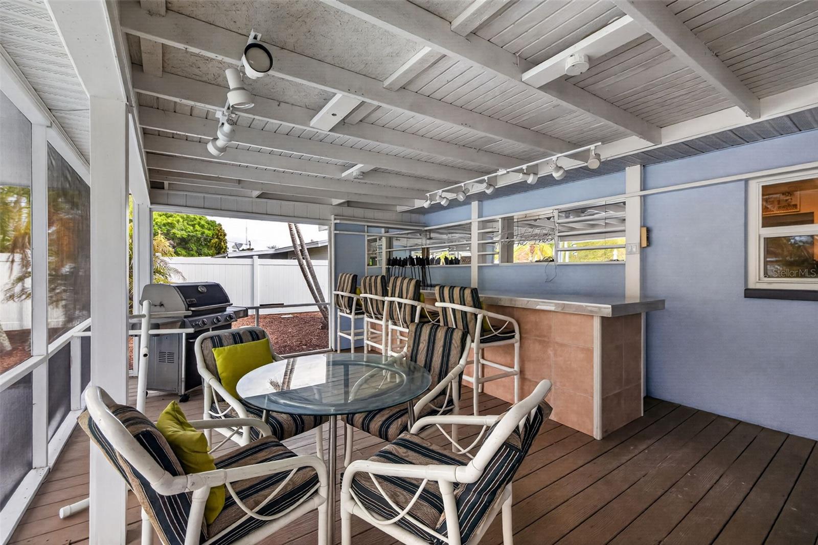 CROSS BAYOU ESTATES - Residential