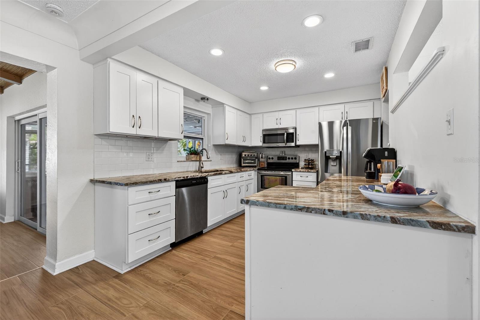 CROSS BAYOU ESTATES - Residential